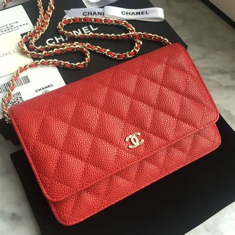 bolsa chanel woc original|Shop Chanel Wallets on Chain .